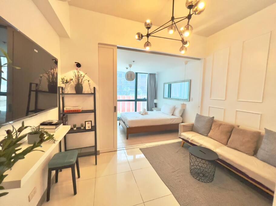 One Uptown Residences Bgc Taguig Exterior photo